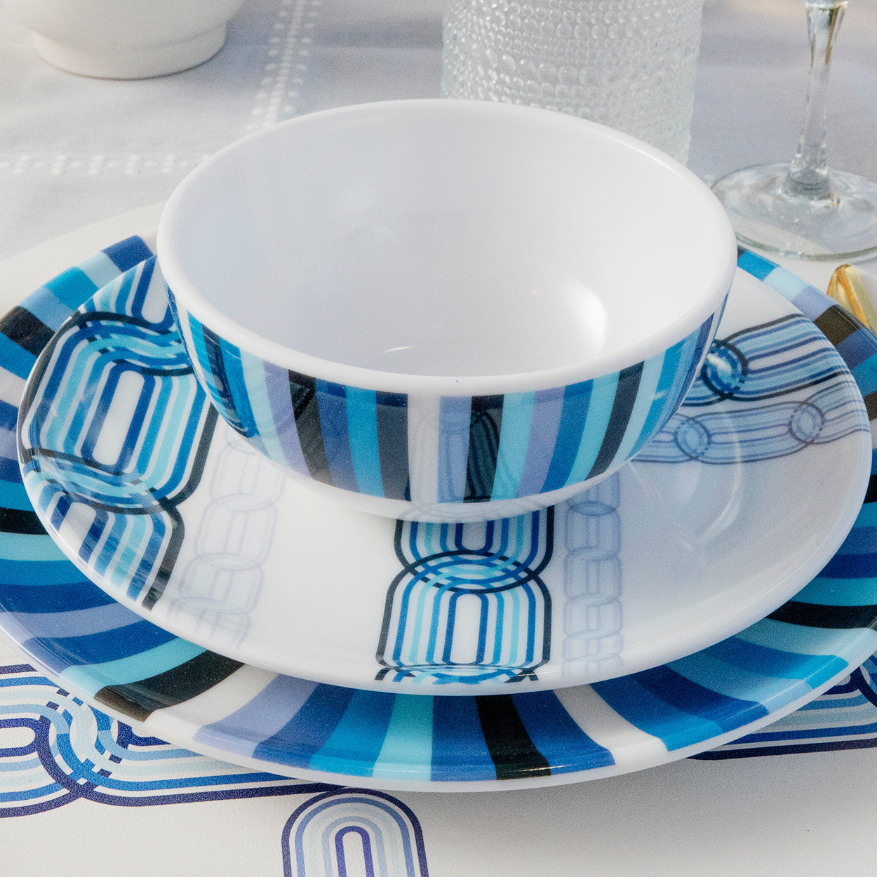 Blue Starburst Chainlink Melamine Bowl Set of 4