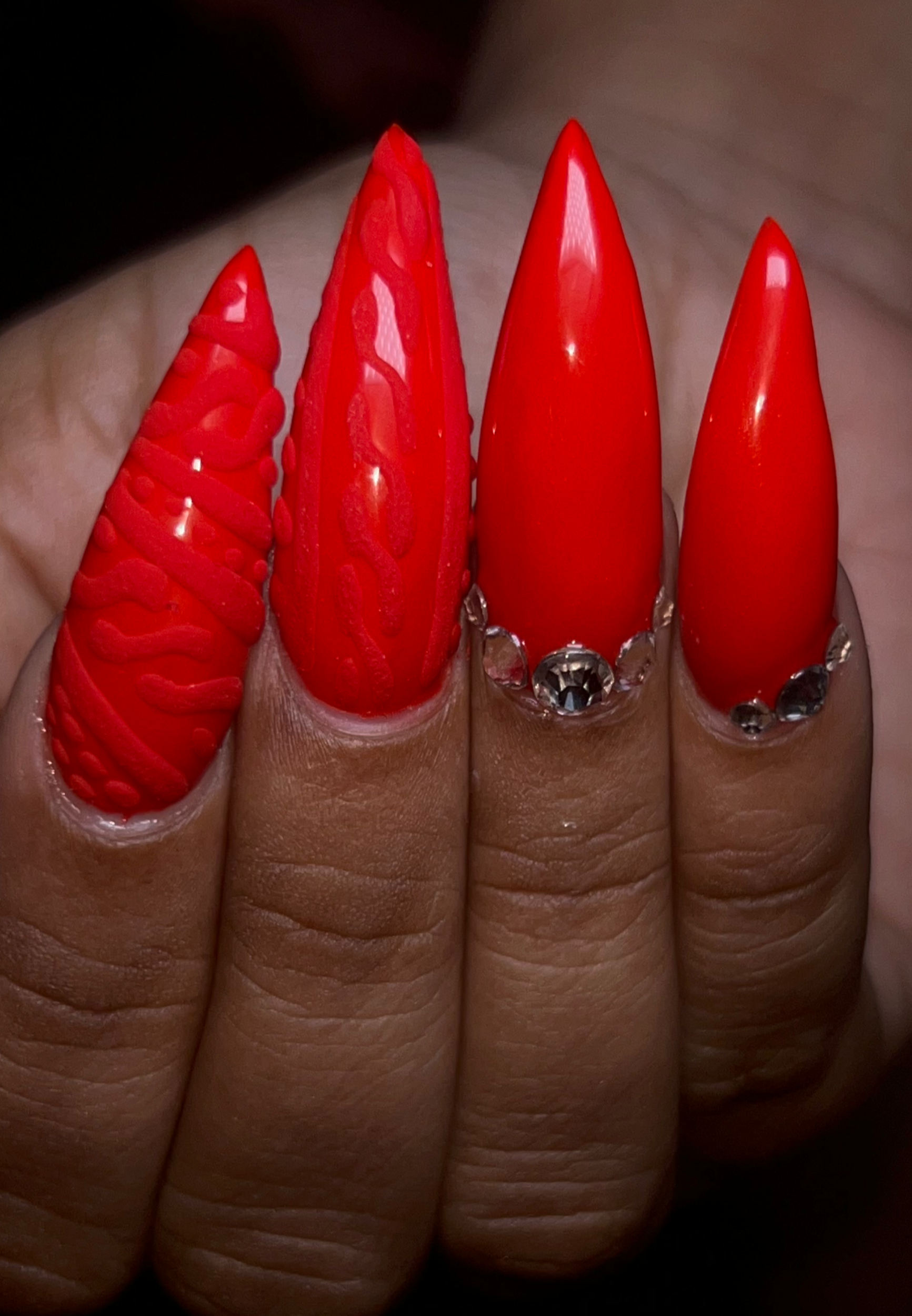 Cool-G Red - Press-On Nails